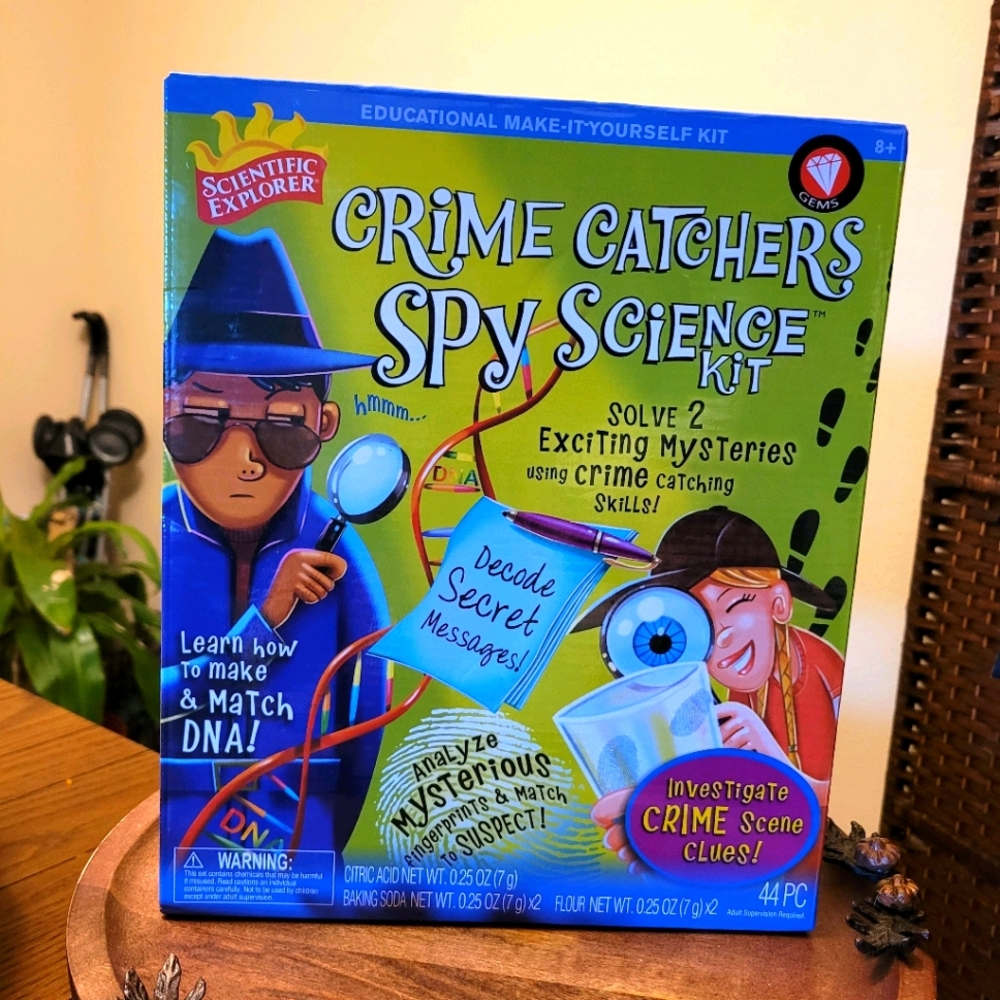 2014 Scientific Explorer Crime Catcher Spy Kit